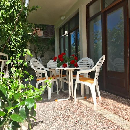 Hilda Vela Apartment Podgora Exterior foto